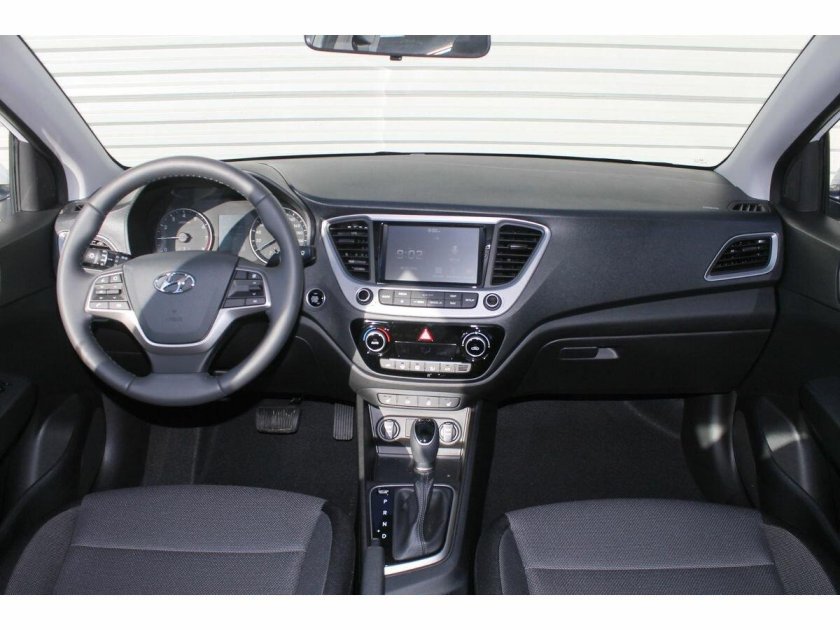 Солярис 2018 салон