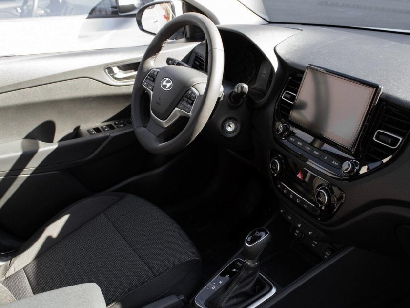 Hyundai Solaris 2021 комплектации Comfort