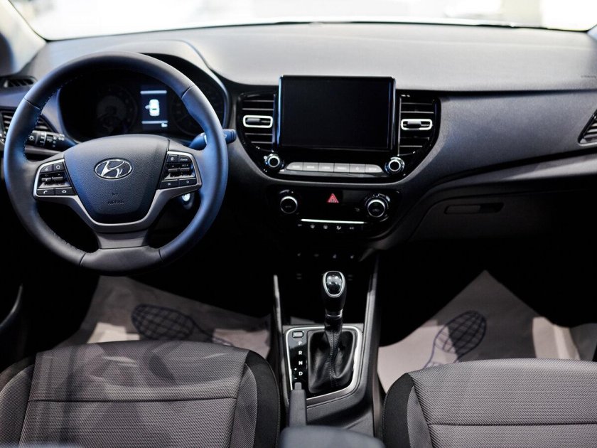 Hyundai Solaris Comfort 1.6 at комплектация