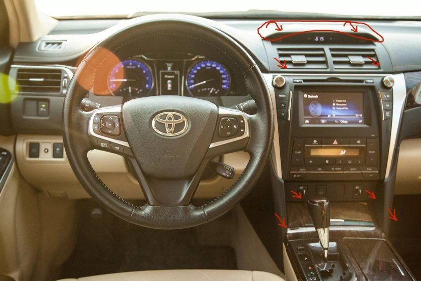 Toyota Camry v55