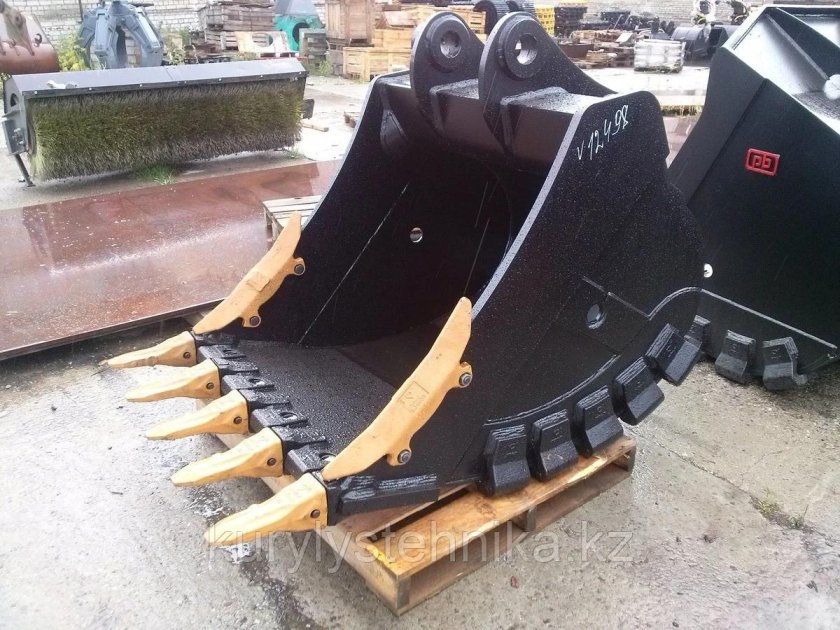 Скальный ковш для экскаватора Дусан 225