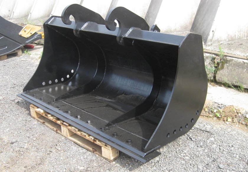 Планировочный ковш на JCB 3cx