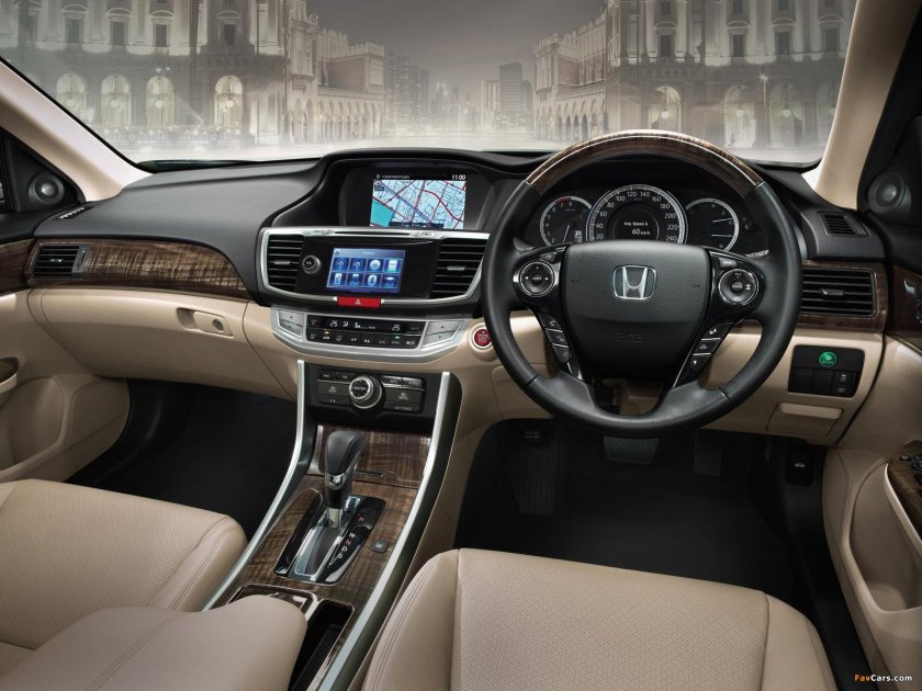 Honda Accord 2022 интерьер