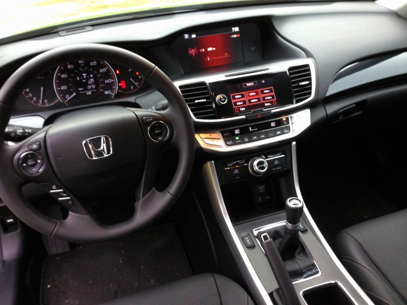 Хонда Аккорд купе 2014