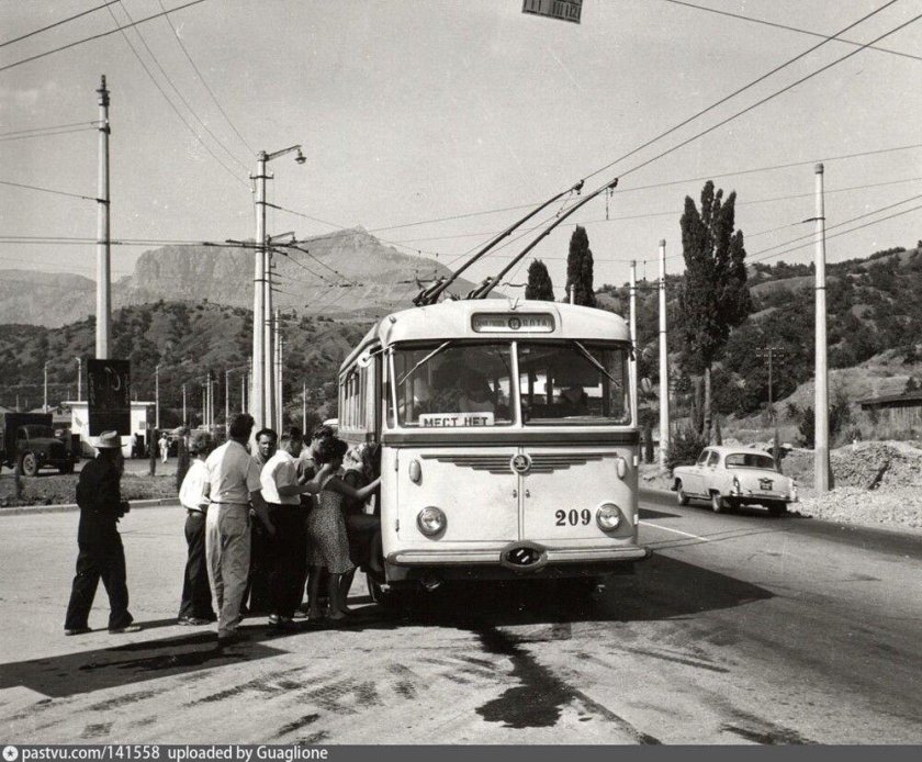 Троллейбус Шкода Симферополь Ялта