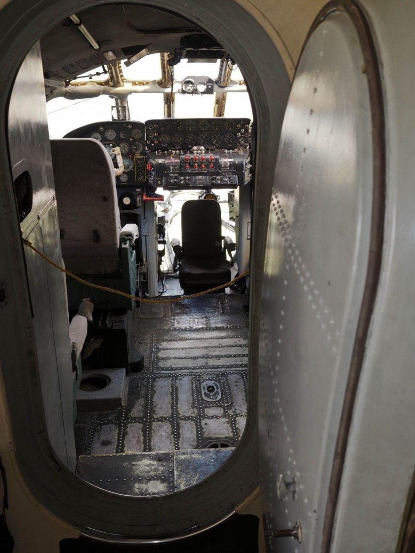 Су-34 кабина туалет