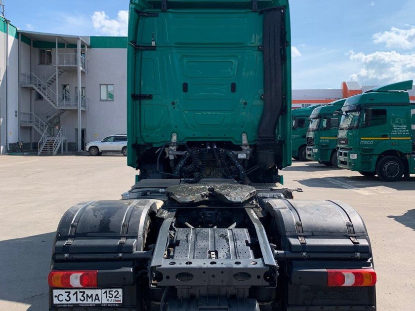 Mercedes Benz Actros 2021