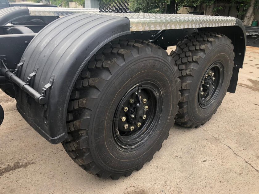 Крыло заднее КАМАЗ 43118 тягач