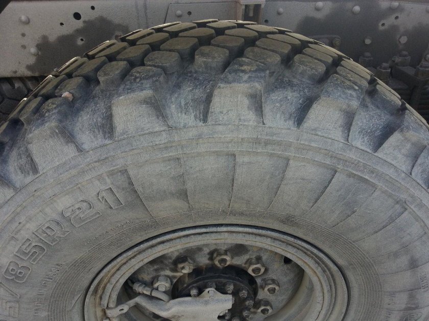 Покрышка КАМАЗ 43118