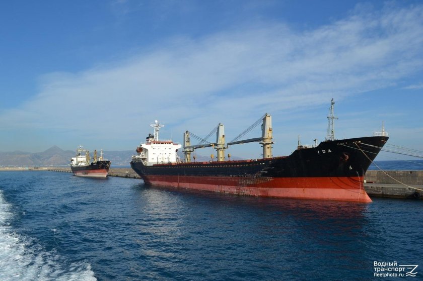 Балкер сухогруз