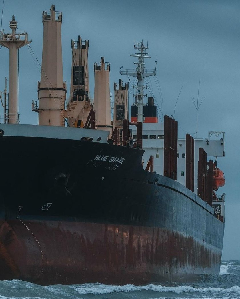 Сухогруз фото