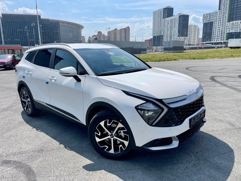 Kia Sportage 2022 белая