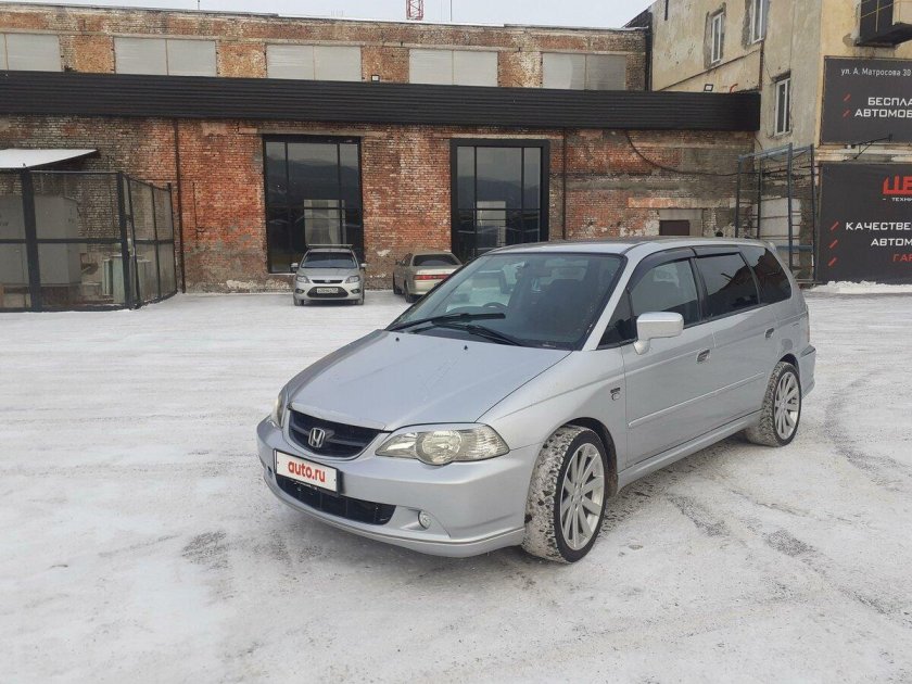 Хонда Одиссей 2002 года