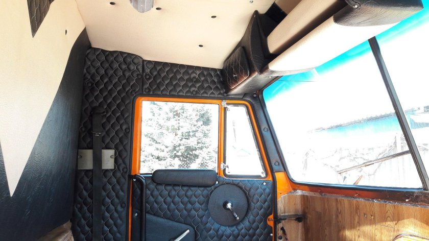 МАЗ 500 салон спальник