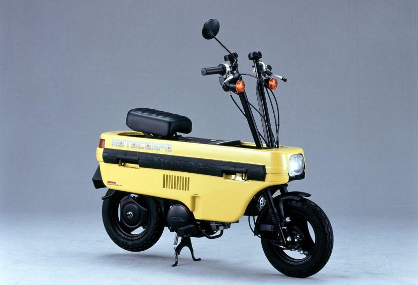 Мопед Honda Motocompo
