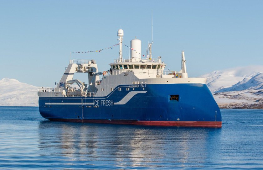 Траулер Баренцбург