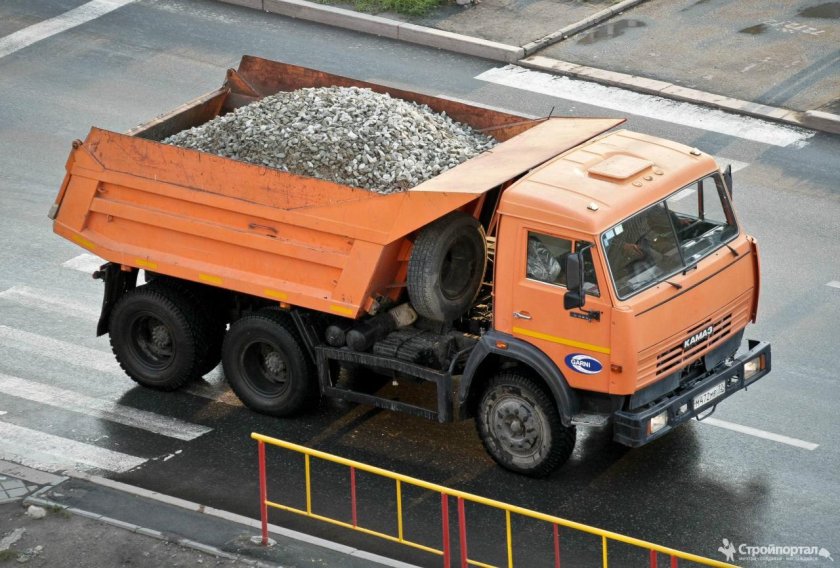 КАМАЗ 10 кубов щебня