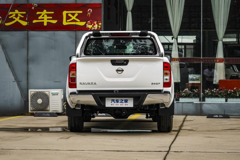 Китайский Ниссан Навара