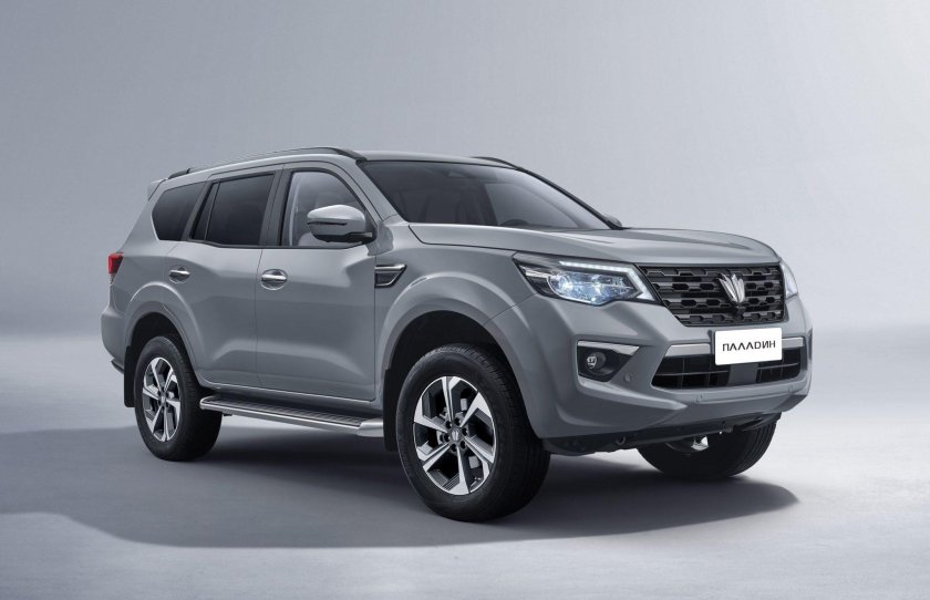 Ниссан Паладин 2023