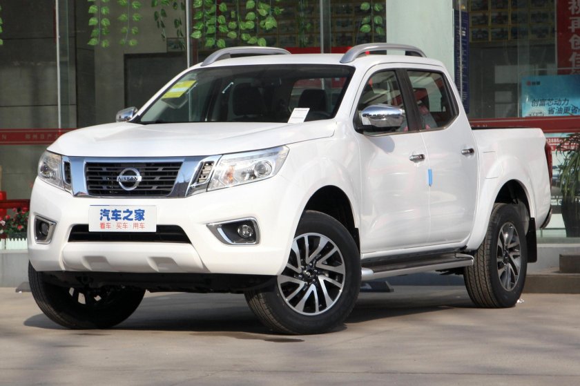 Nissan Navara 2023