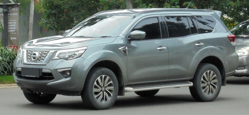 Nissan Terra 2018