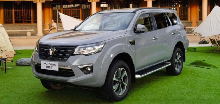 Nissan Paladin 2023