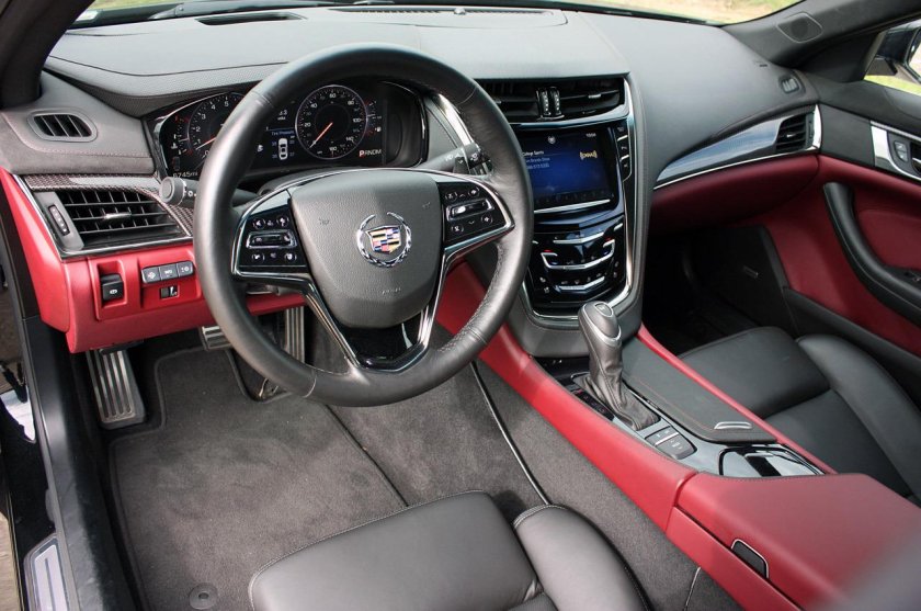 Cadillac CTS 2019 салон