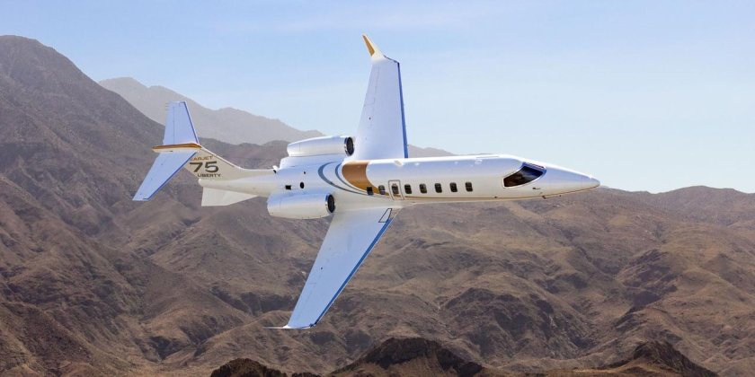 Learjet 75