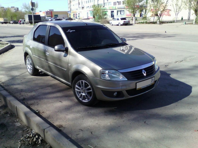 Рено Логан 16