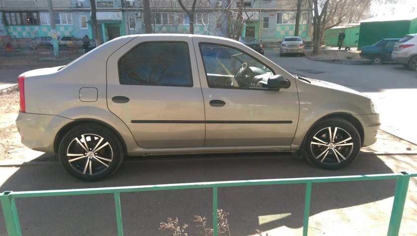 Рено Логан r16