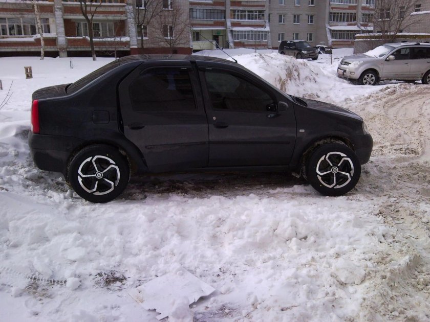 Рено Логан 1 на литье