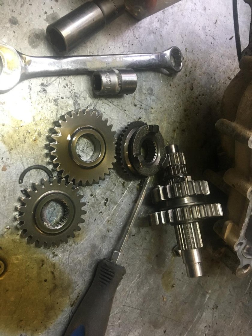 Сборка коленвала в левую половинку CF Moto 500