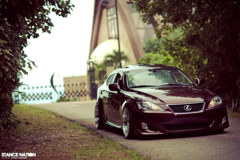 Лексус ИС 250