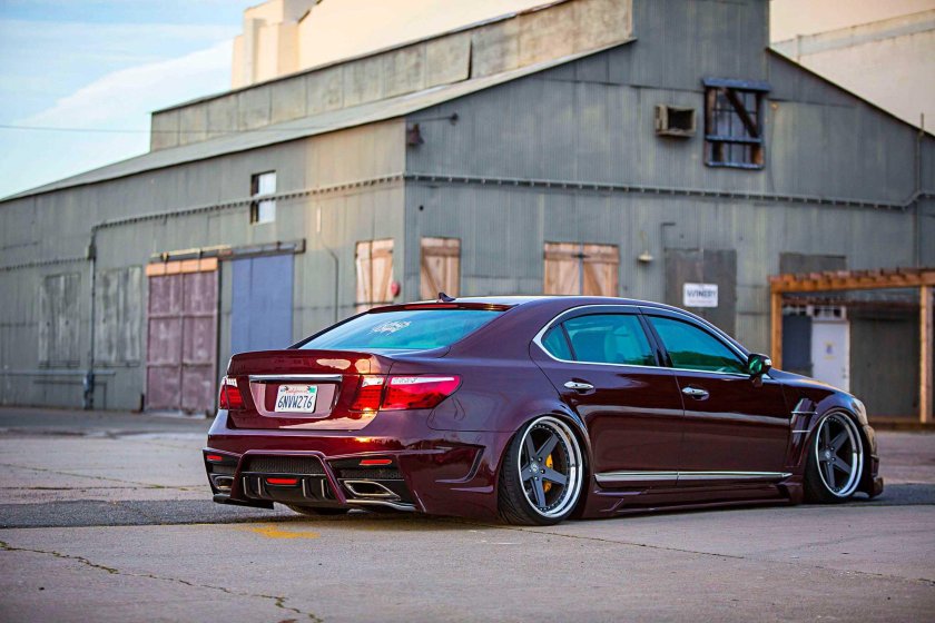 Лексус LS 460 обвес