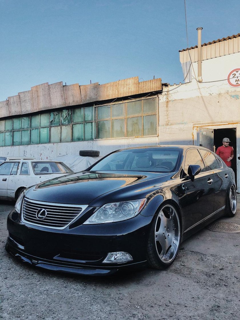 Лексус лс 120