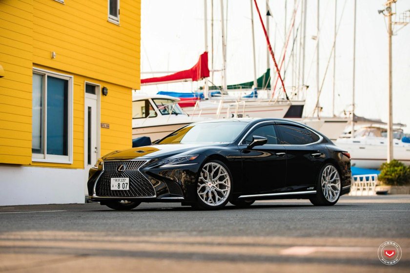 Лексус лс 500