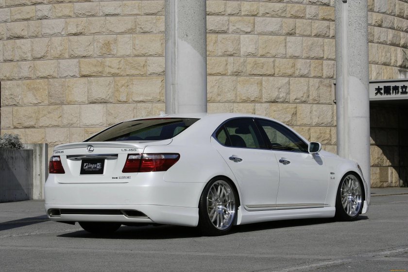 Лексус is 460