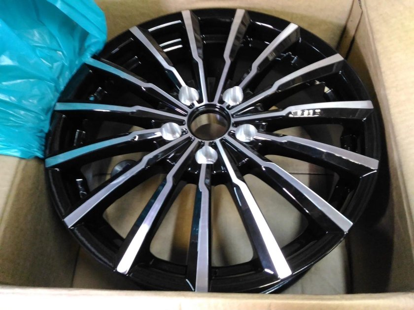 КИК акцент r17