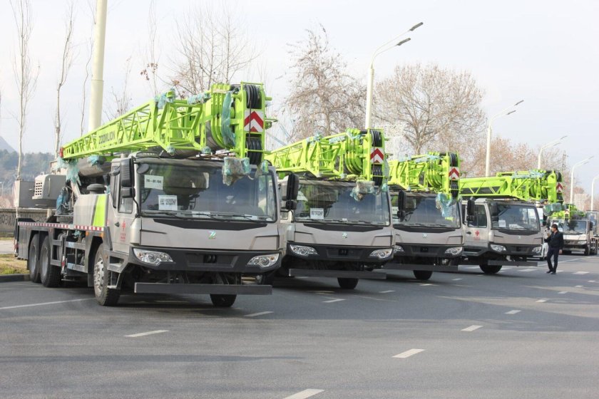 Коммунальные машины в Душанбе