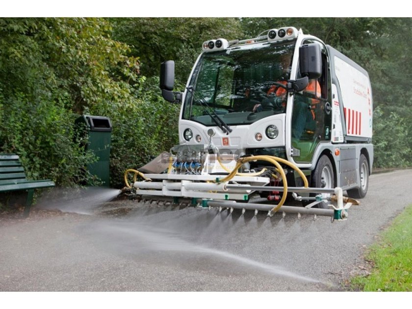 Машина поливомоечная 6000 л