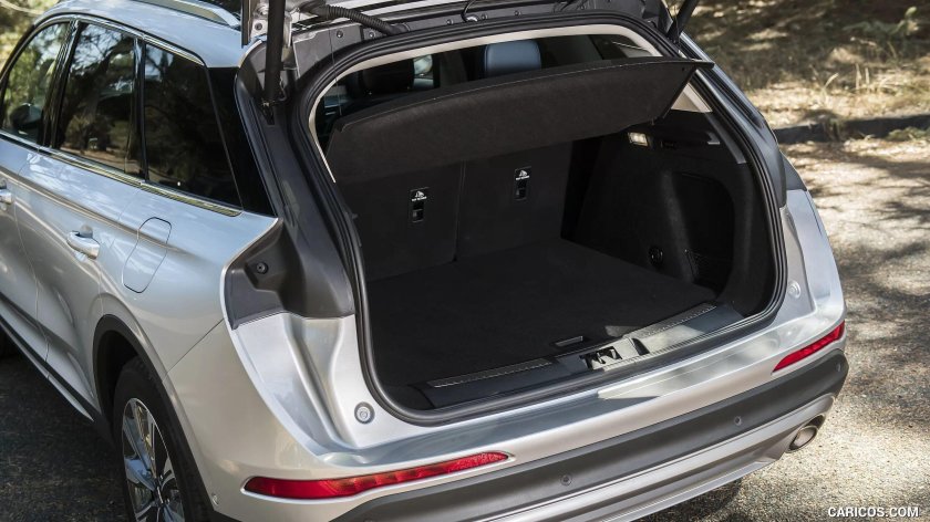 Линкольн Корсар 2019