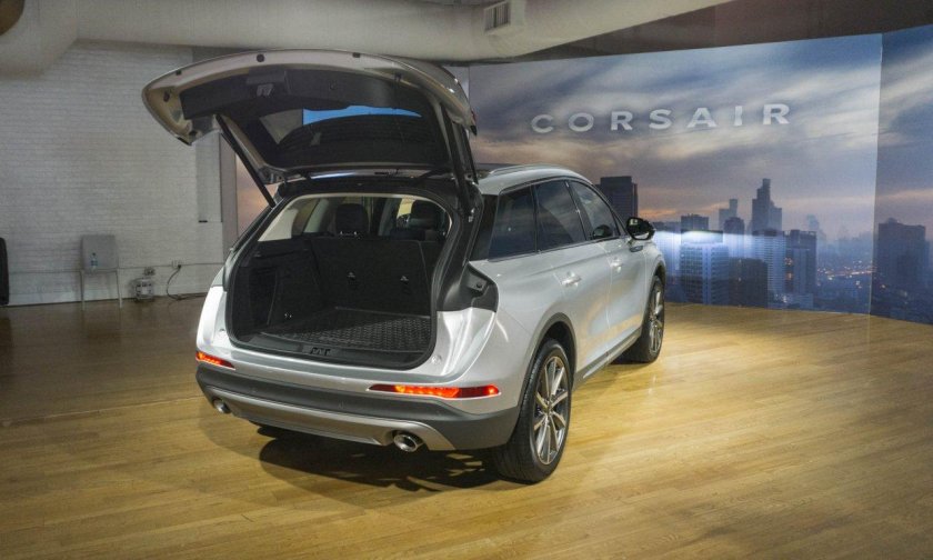 Линкольн Корсар 2019