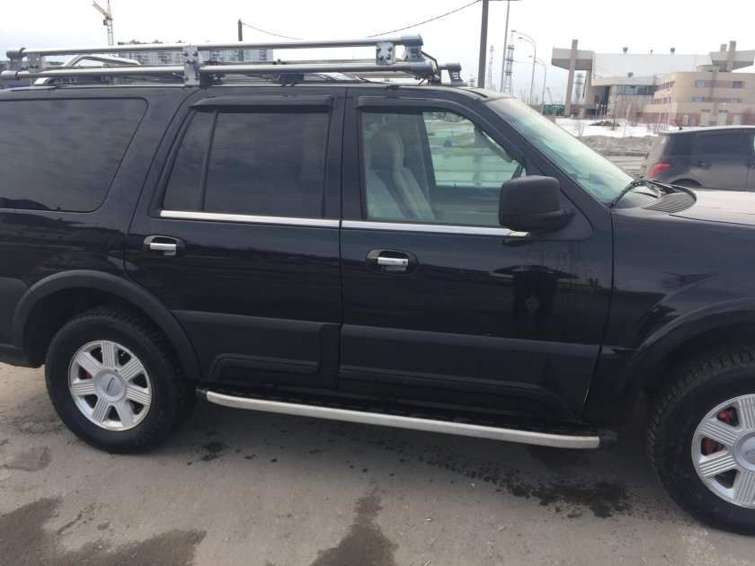 Линкольн навигатор багажник