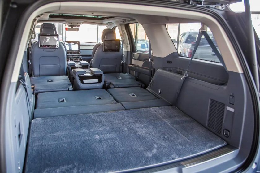 Lincoln Navigator багажник