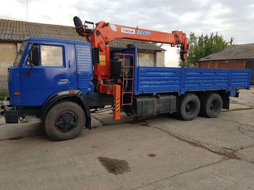 КАМАЗ 53212 бортовой с КМУ