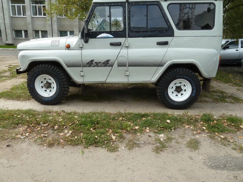 УАЗ Хантер 33x10.5 r16
