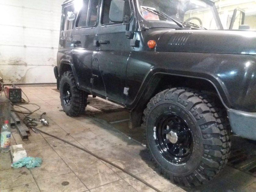 УАЗ Хантер на 18 дисках