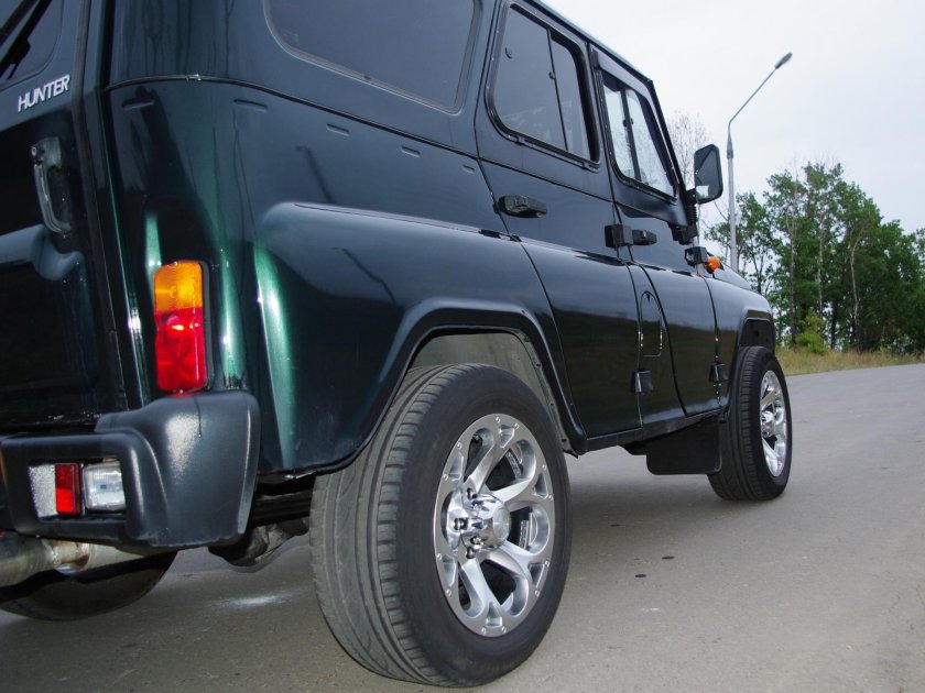 УАЗ Hunter r20