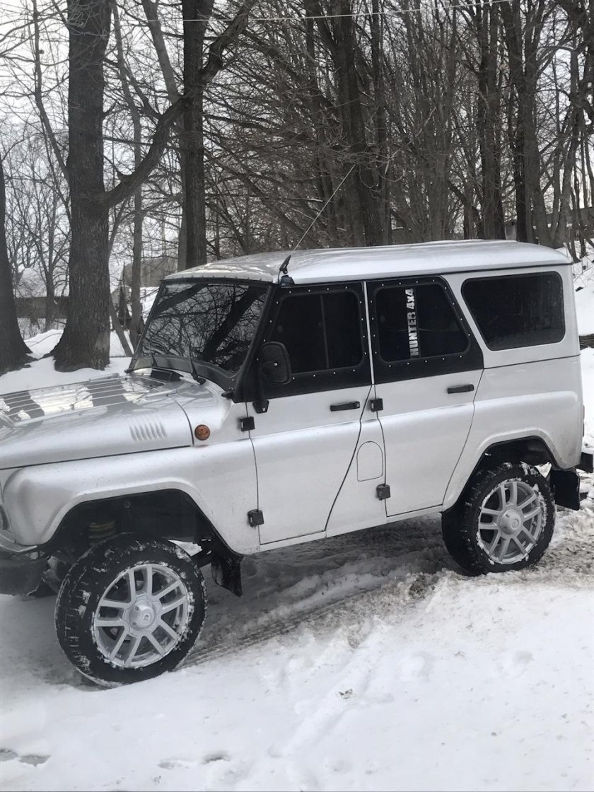 УАЗ Hunter r18