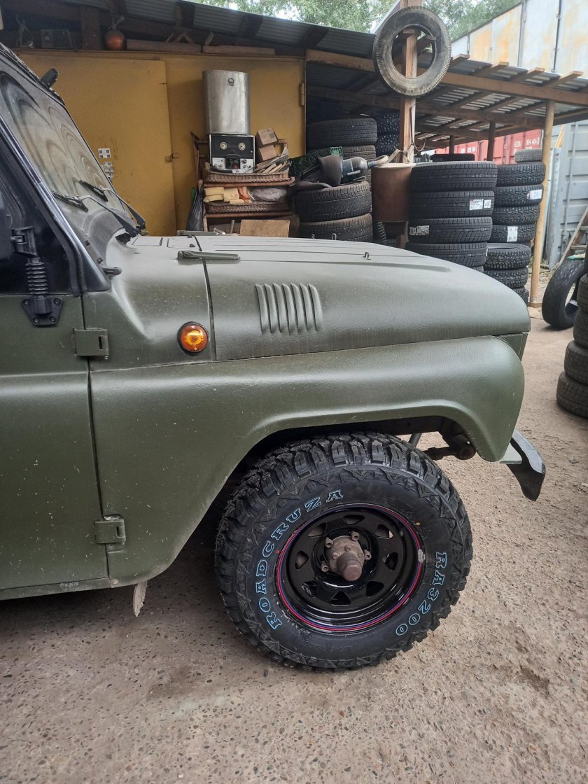 УАЗ 3151 на 31 колесах